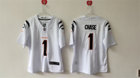 Cheap Women\'s Cincinnati Bengals #1 Ja\'Marr Chase White Vapor Football Stitched Jersey(Run Small)