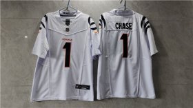 Cheap Men\'s Cincinnati Bengals #1 Ja\'Marr Chase White 2023 F.U.S.E. Vapor Untouchable Limited Stitched Jersey